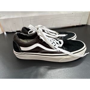 Women's Black and White Classic Ankle Vans Size 6.5